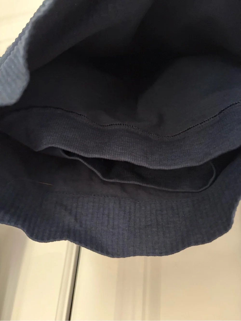 lululemon athletica Ribbed Long Sleeve Crop Top - Navy